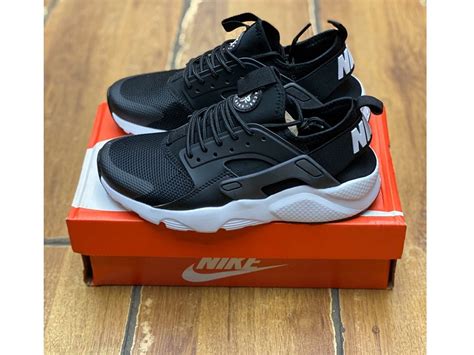 nike huarache ultra schwarz weiß herren|Nike air huarache ultra black and white.